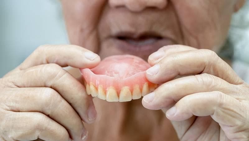 denture