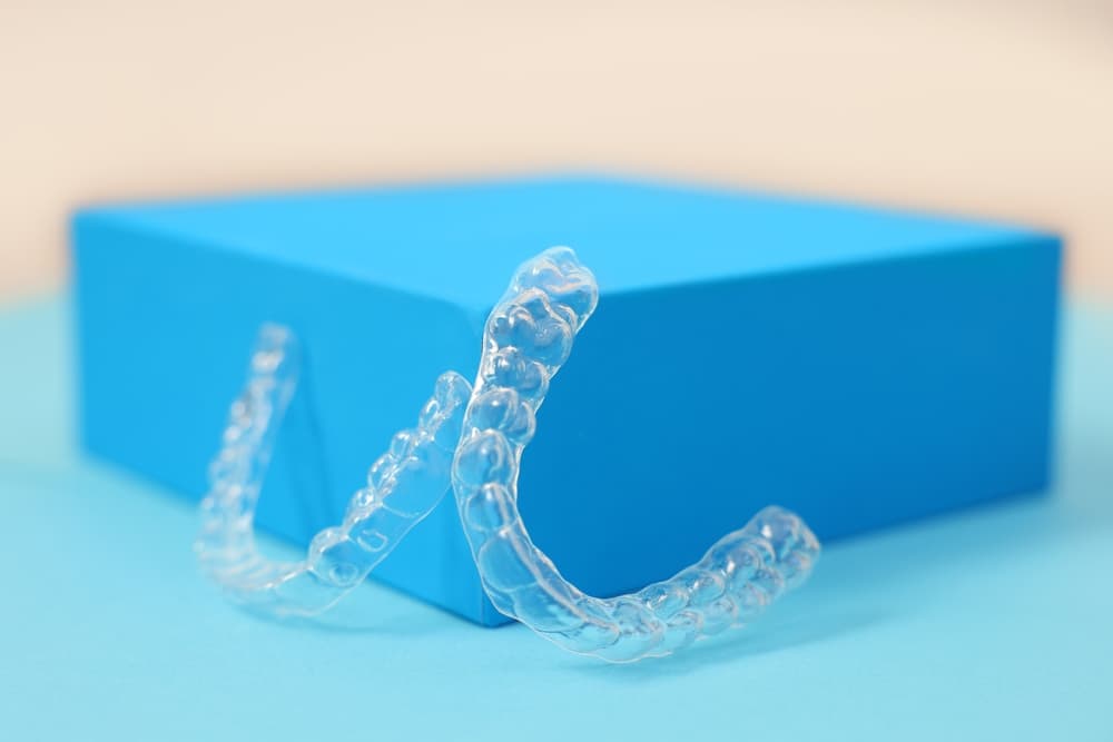 invisible brace
