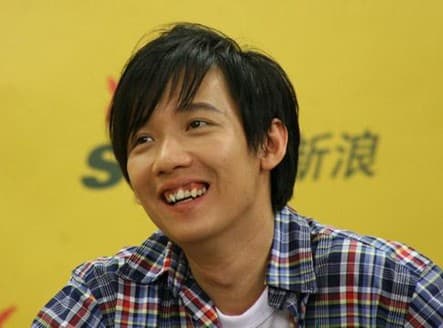 犬齒明星中國